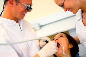 Les Québécois préfèrent leur dentiste à leur assureur