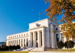 La Fed hausse son taux directeur