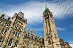 Ottawa : 248,2 G$ de déficit