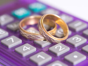 Mariage : quelles répercussions sur les finances?